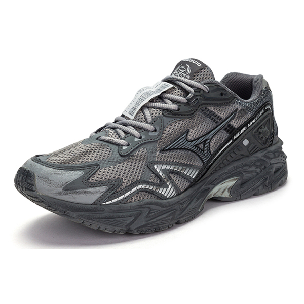 X Mizuno Adventure Twe