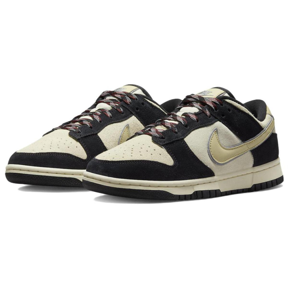 Nike Dunk LX "Black Suede"