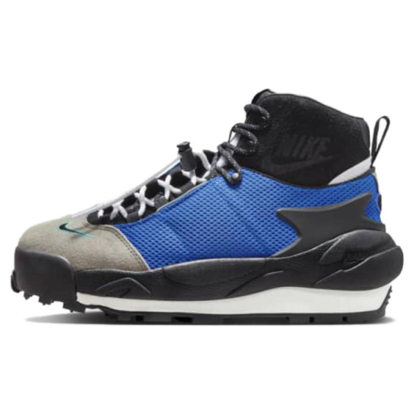 Sacai x Nike Air Magmascape "Varsity Royal"