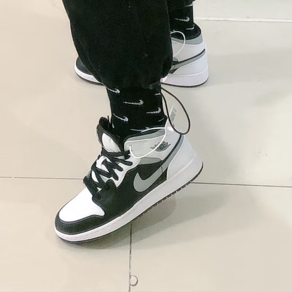 Jordan Air Jordan 1 Mid " "