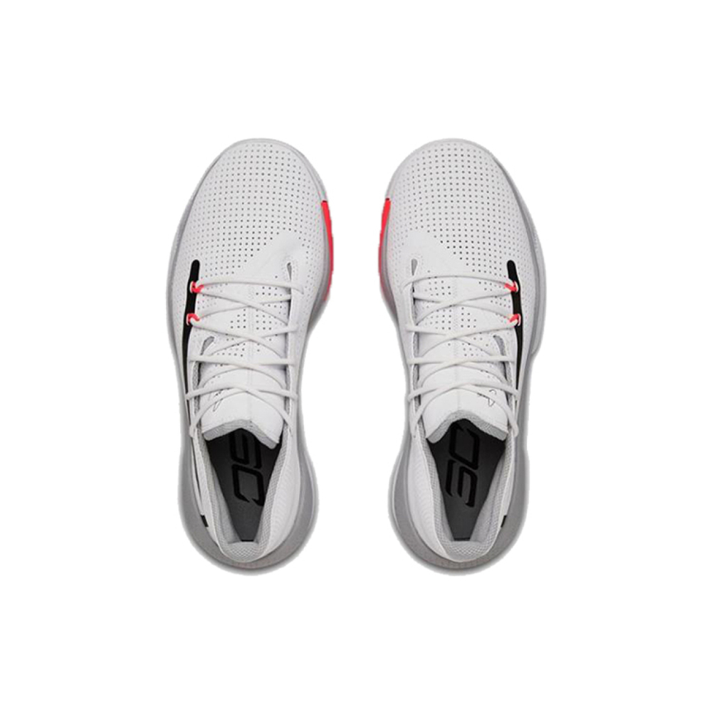 Under Armour Sc 3zer0 III