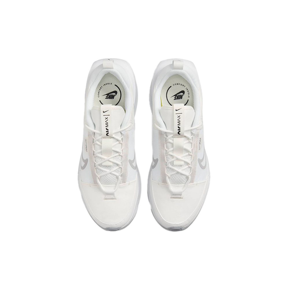 Nike Air Max INTRLK Logo