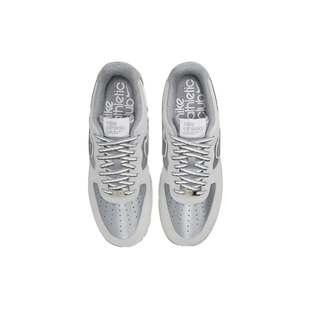 Nike Air Force 1 LX