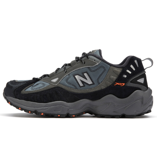 Aape x New Balance NB 703