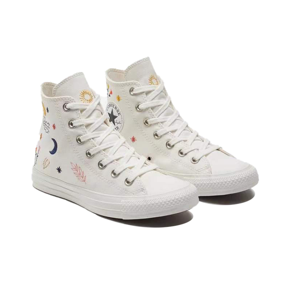 Converse Chuck Taylor All Star "it's okay to wander"