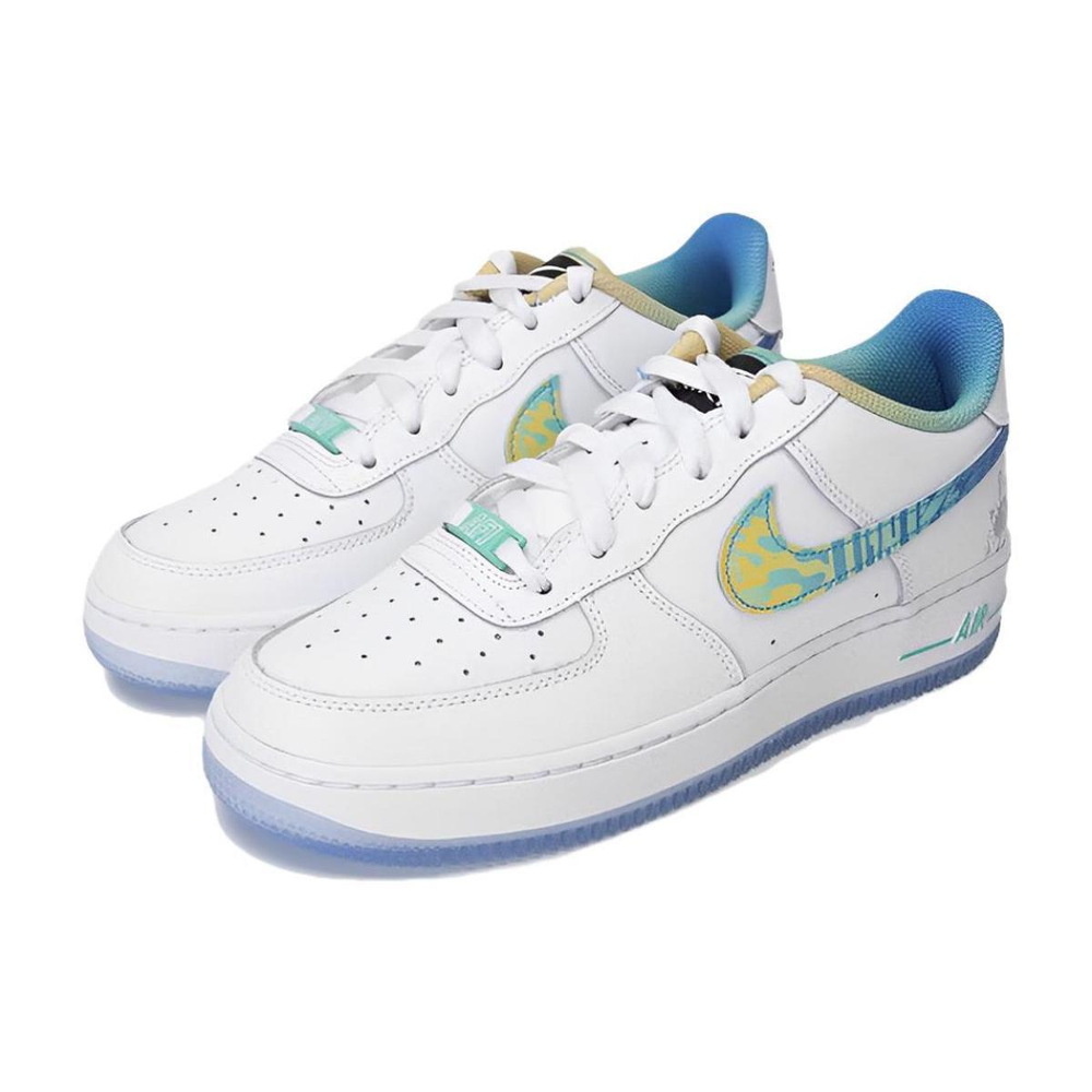 Nike Air Force 1 LV8