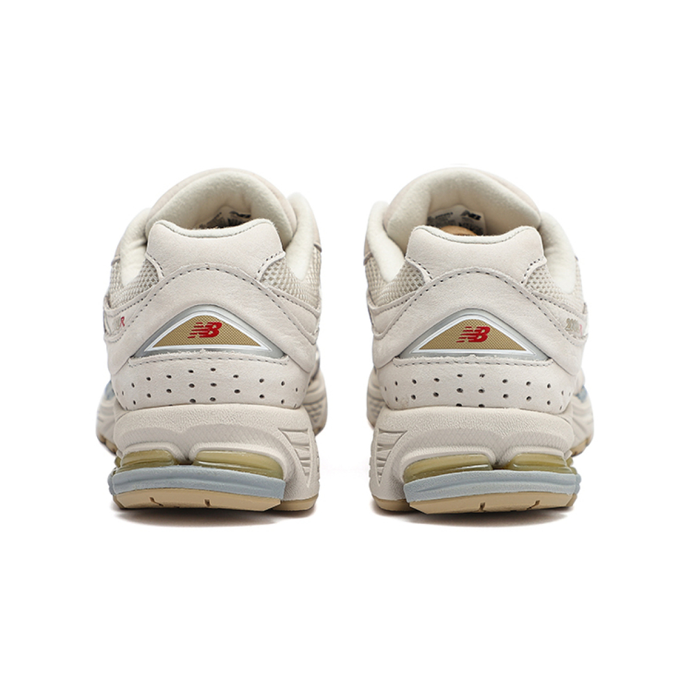 New Balance NB 2002R