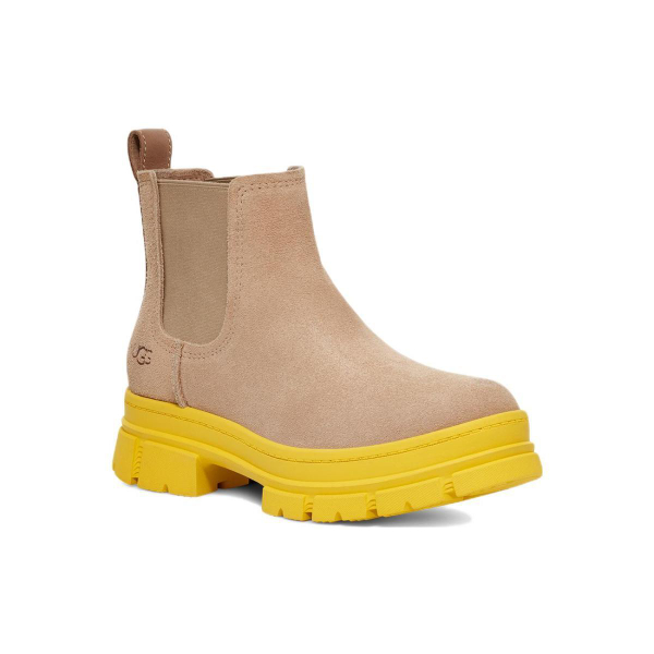 UGG
