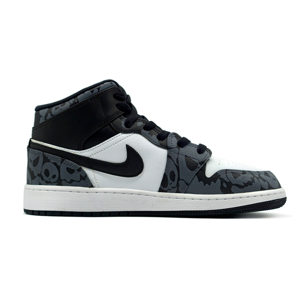 【 】 Jordan Air Jordan 1 Mid