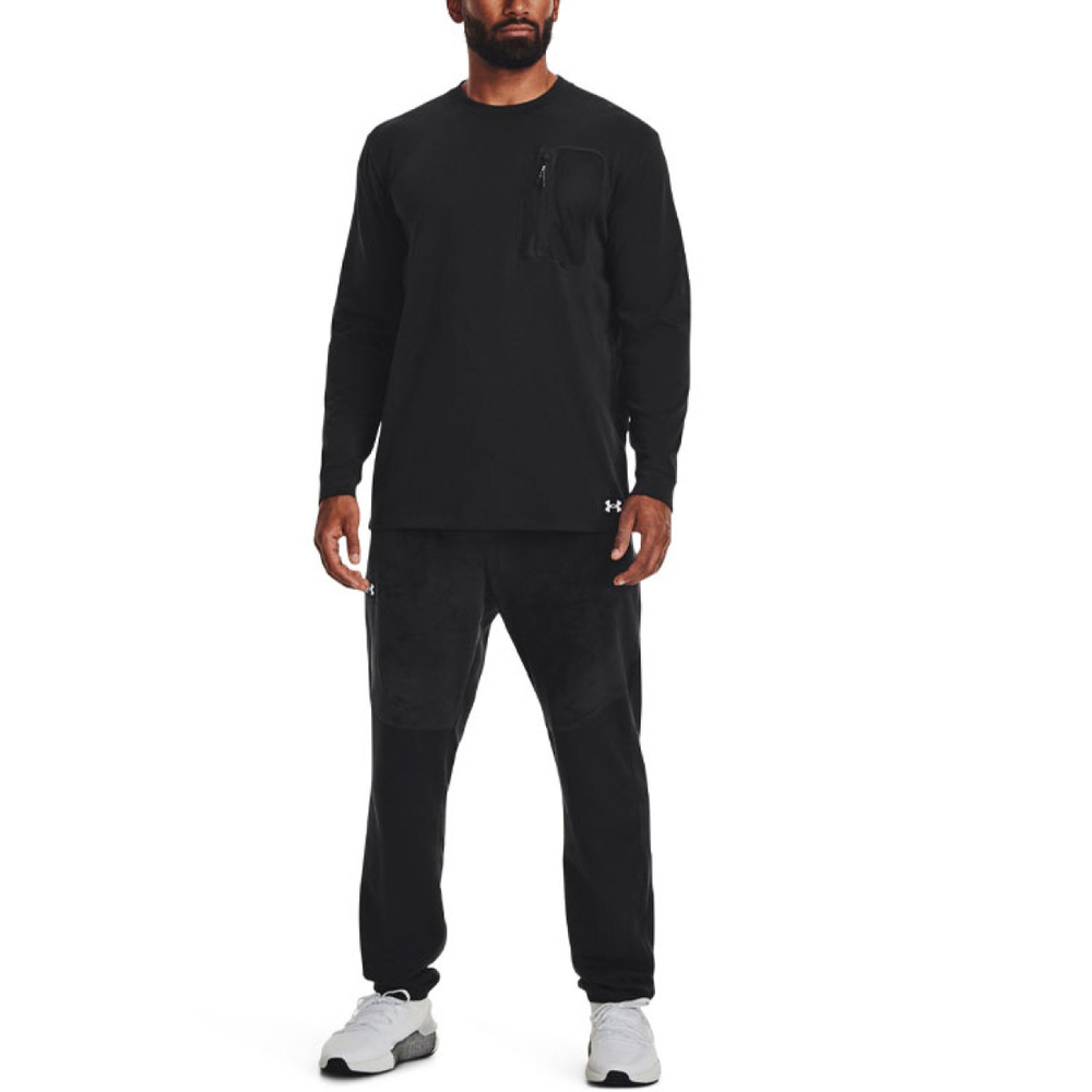 Under Armour T