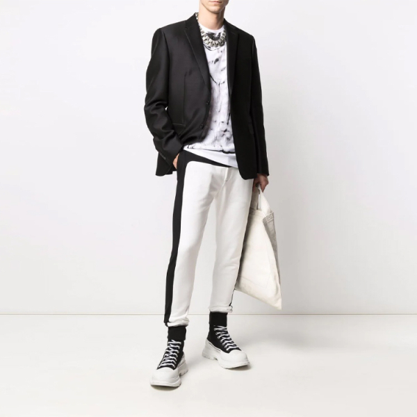 Alexander McQueen FW21 Logo