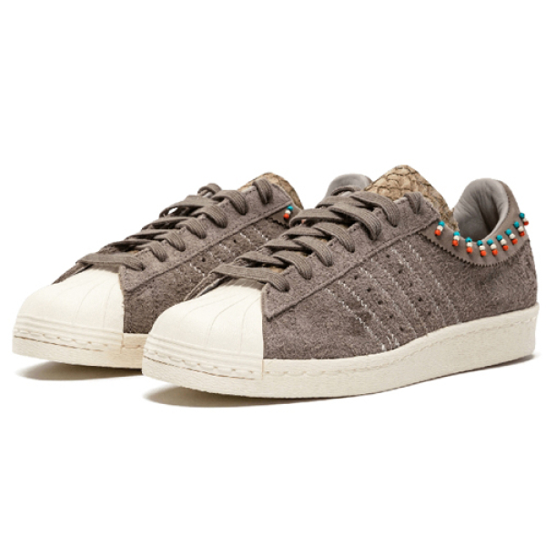 Adidas originals Superstar 80v x Invincible