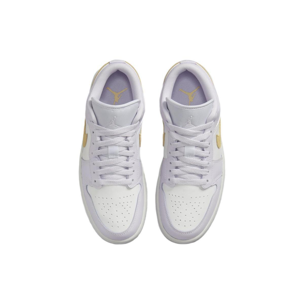 Jordan Air Jordan 1 Low WMNS "Barely Grape"