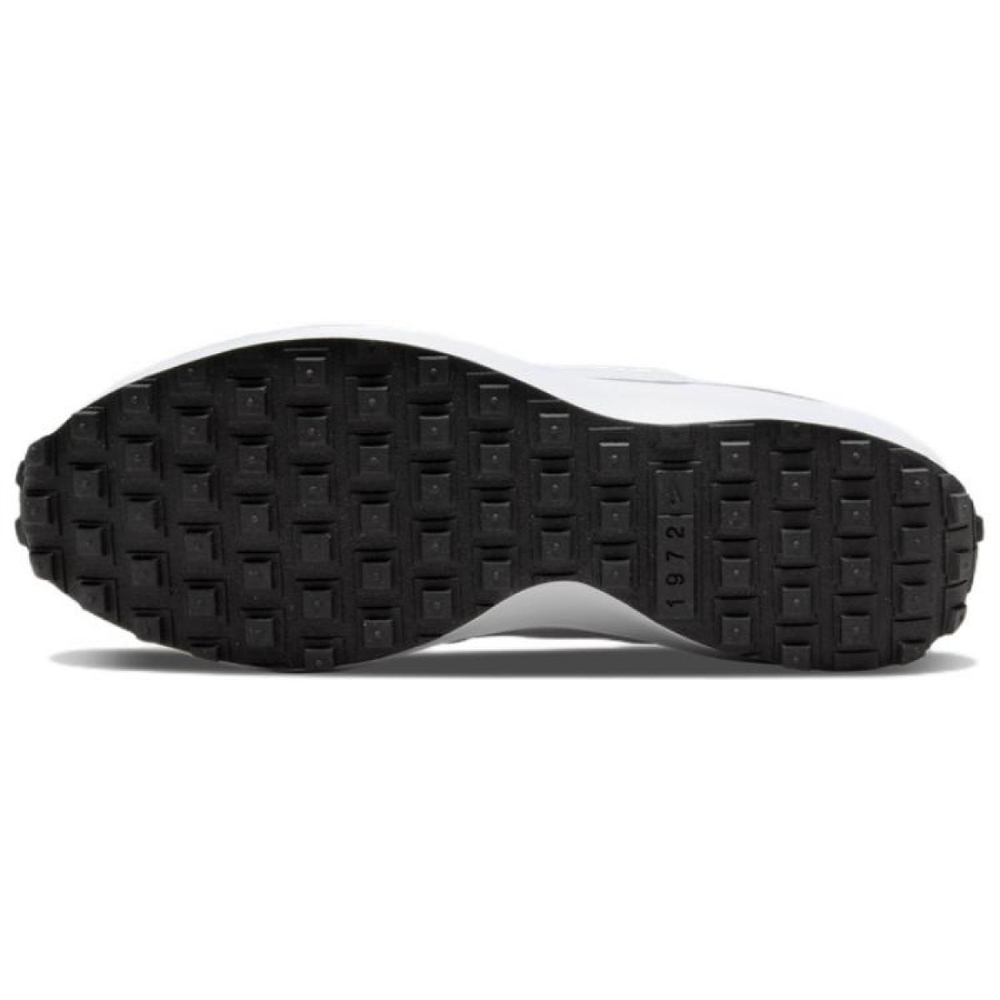 Nike Waffle Debut