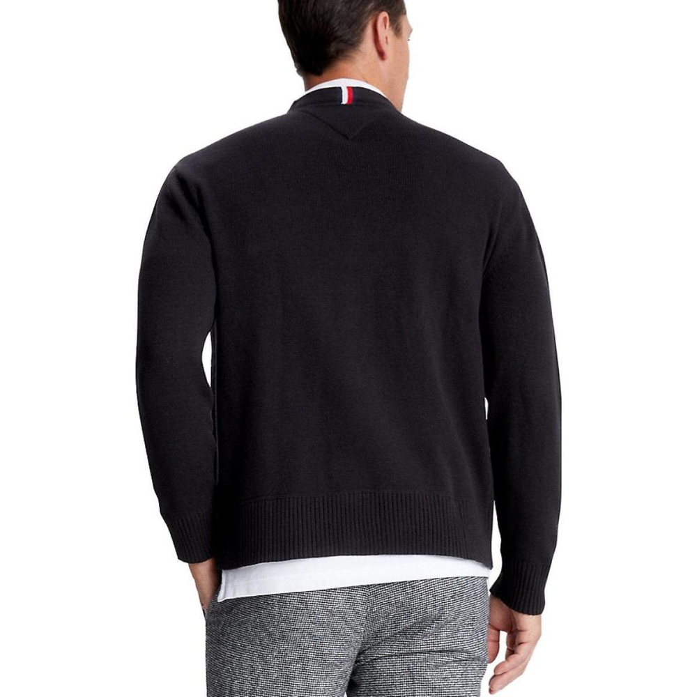 Tommy Hilfiger V