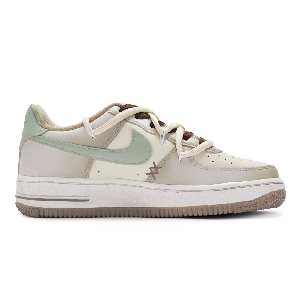 【 】 Nike Air Force 1 811 GS