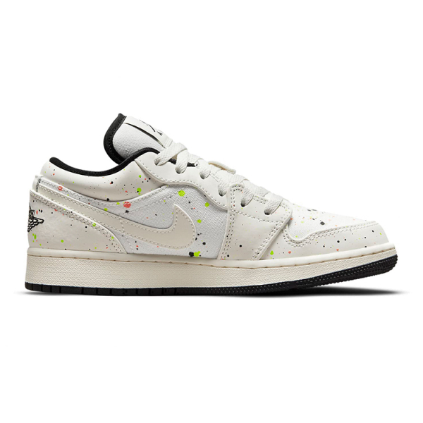 Air Jordan 1 Low SE "Paint Splatter"