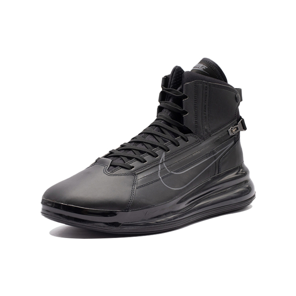 Nike Air Max 720 Saturn