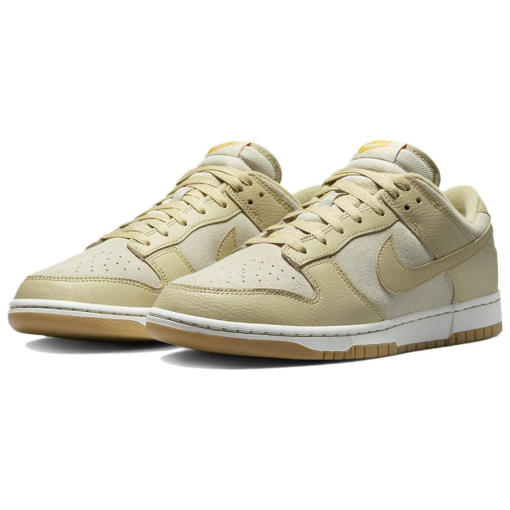 Nike Dunk Gum