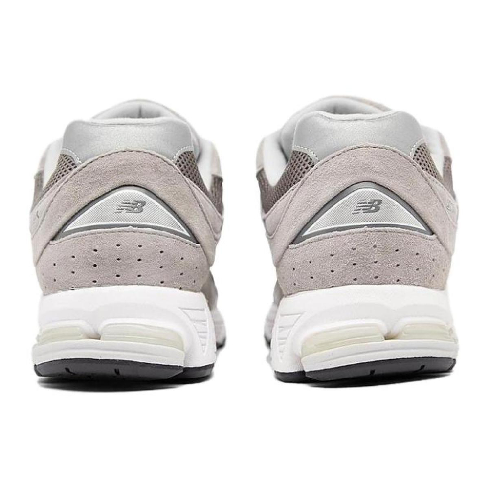 New Balance NB 2002R