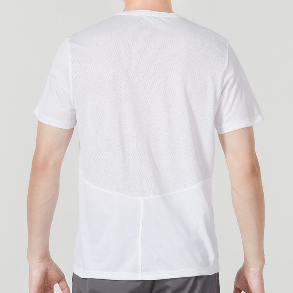 Under Armour T