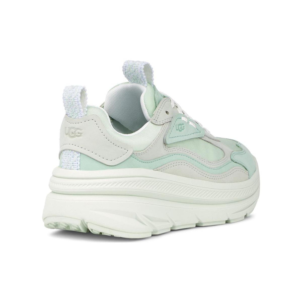 UGG CA1