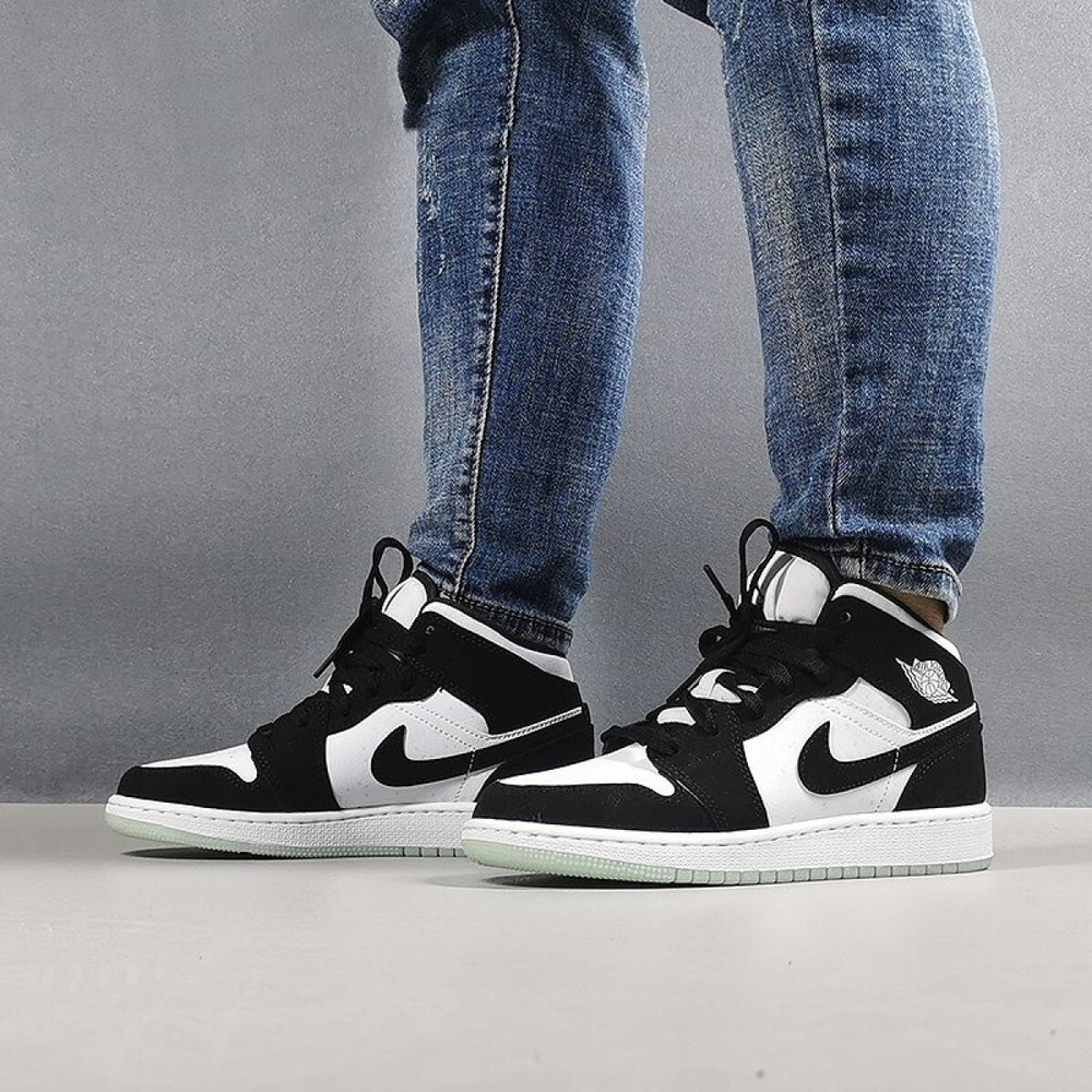 Jordan Air Jordan 1 Mid SE
