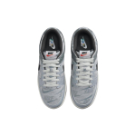 Nike Dunk SE "Copy/Paste"