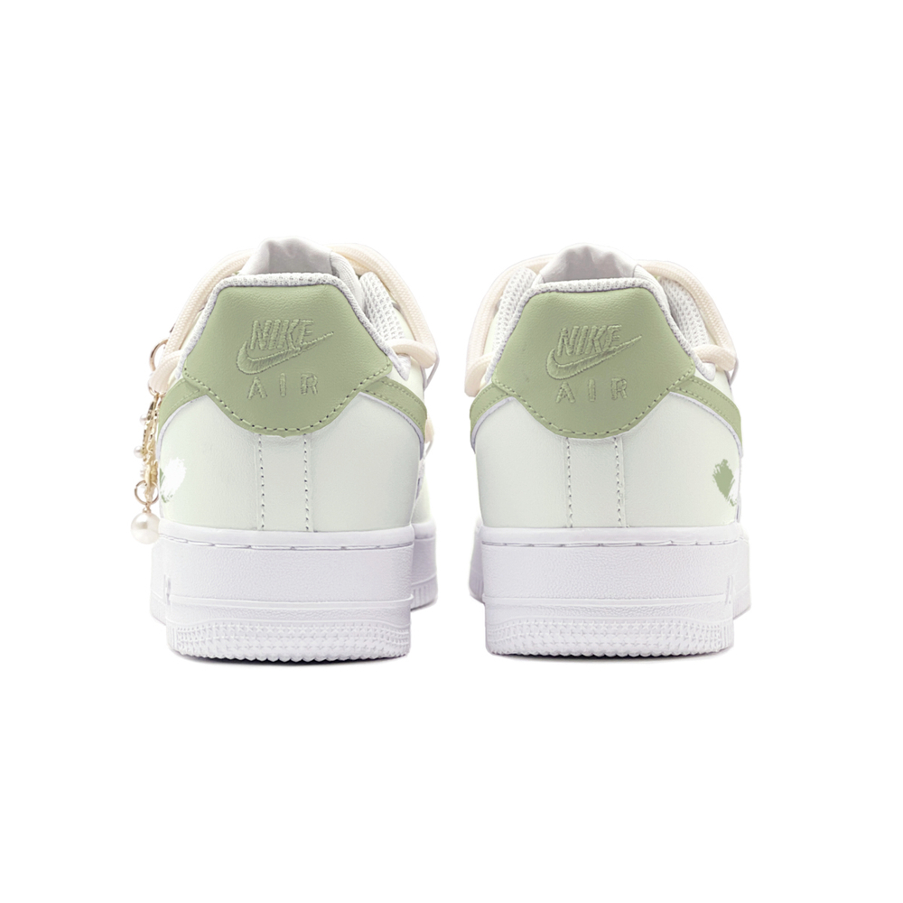 【 】 Nike Air Force 1
