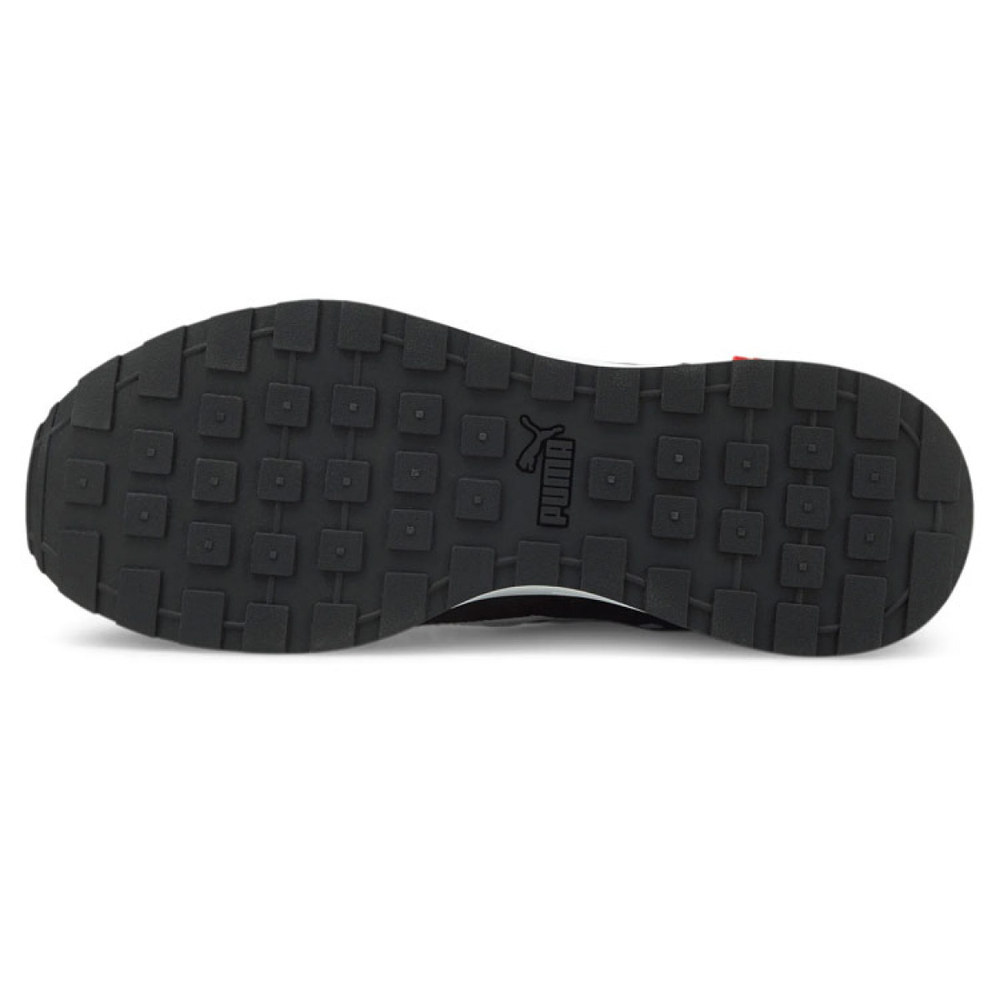 PUMA Graviton pro