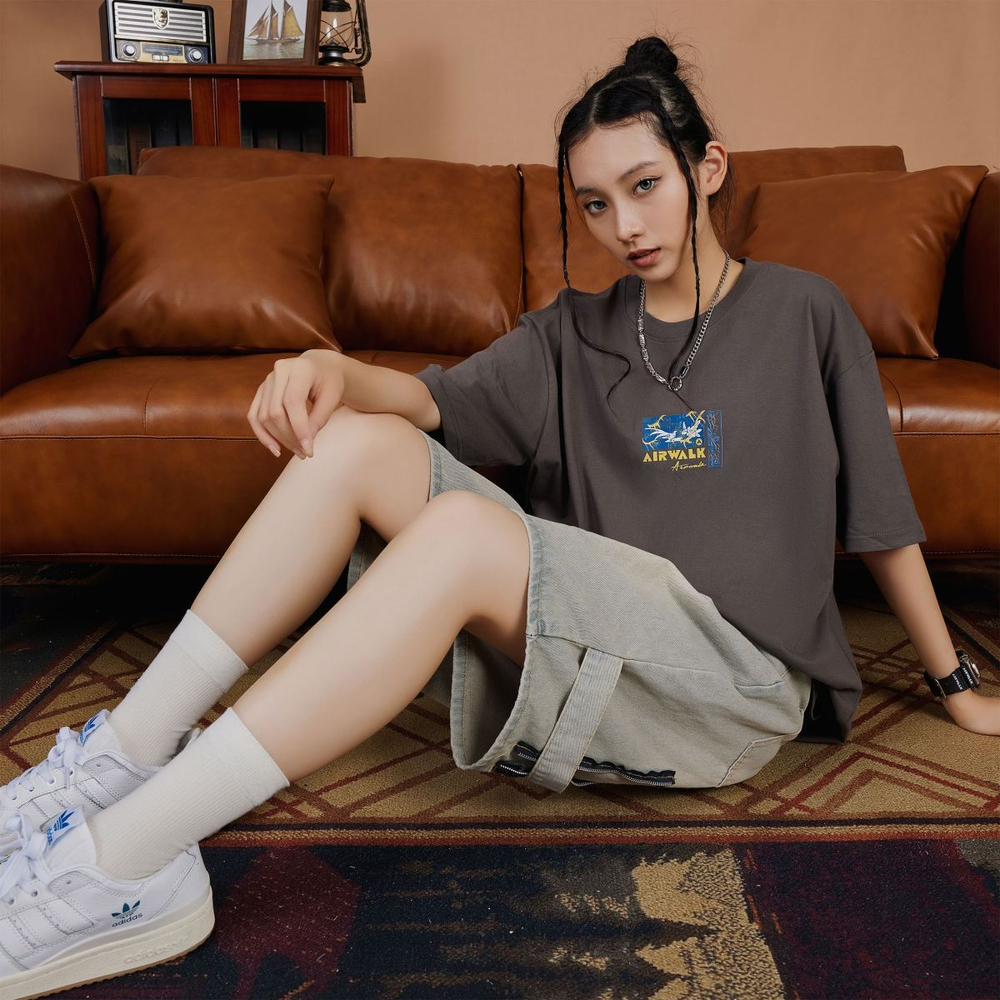 Airwalk T