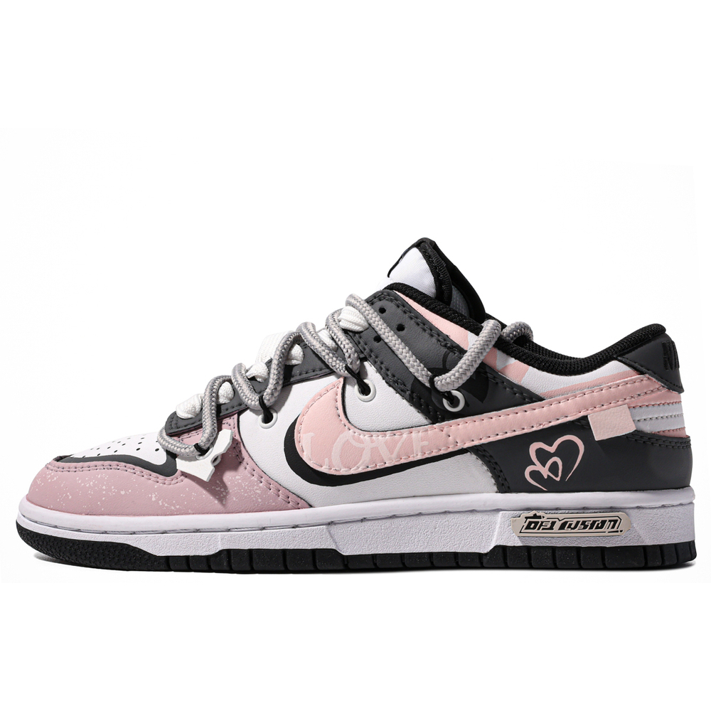 【 】 Nike Dunk LOVE