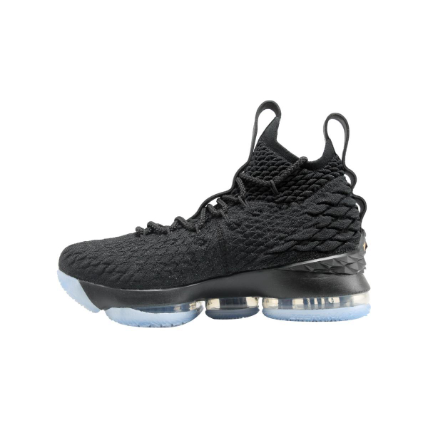 Nike Lebron 15