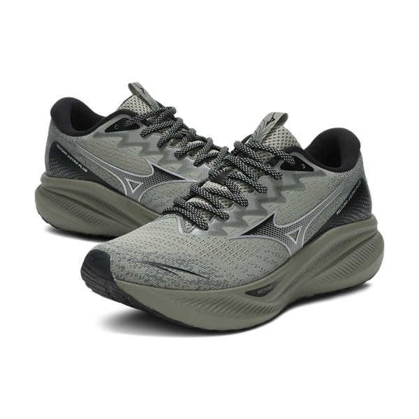 Mizuno Astro Plus