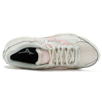 Mizuno Spark 3