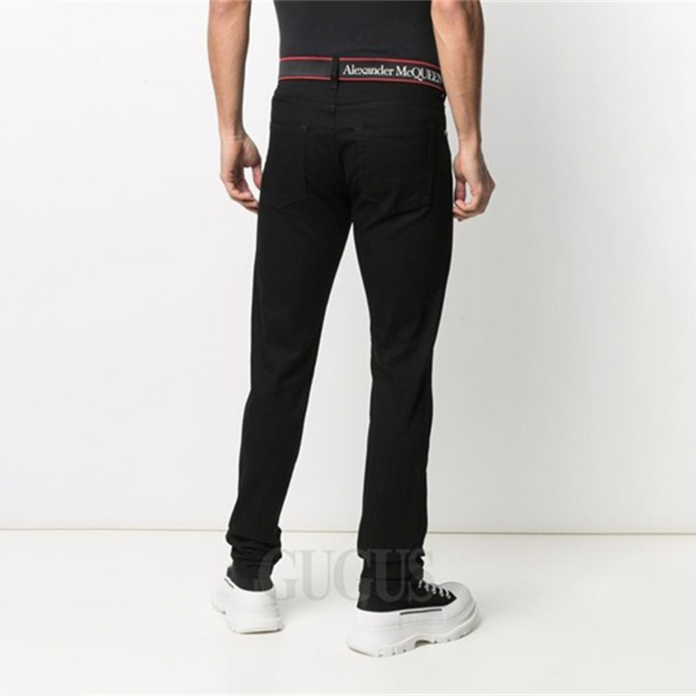 Alexander McQueen Logo