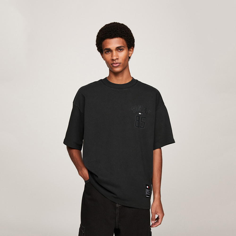 Tommy Hilfiger T