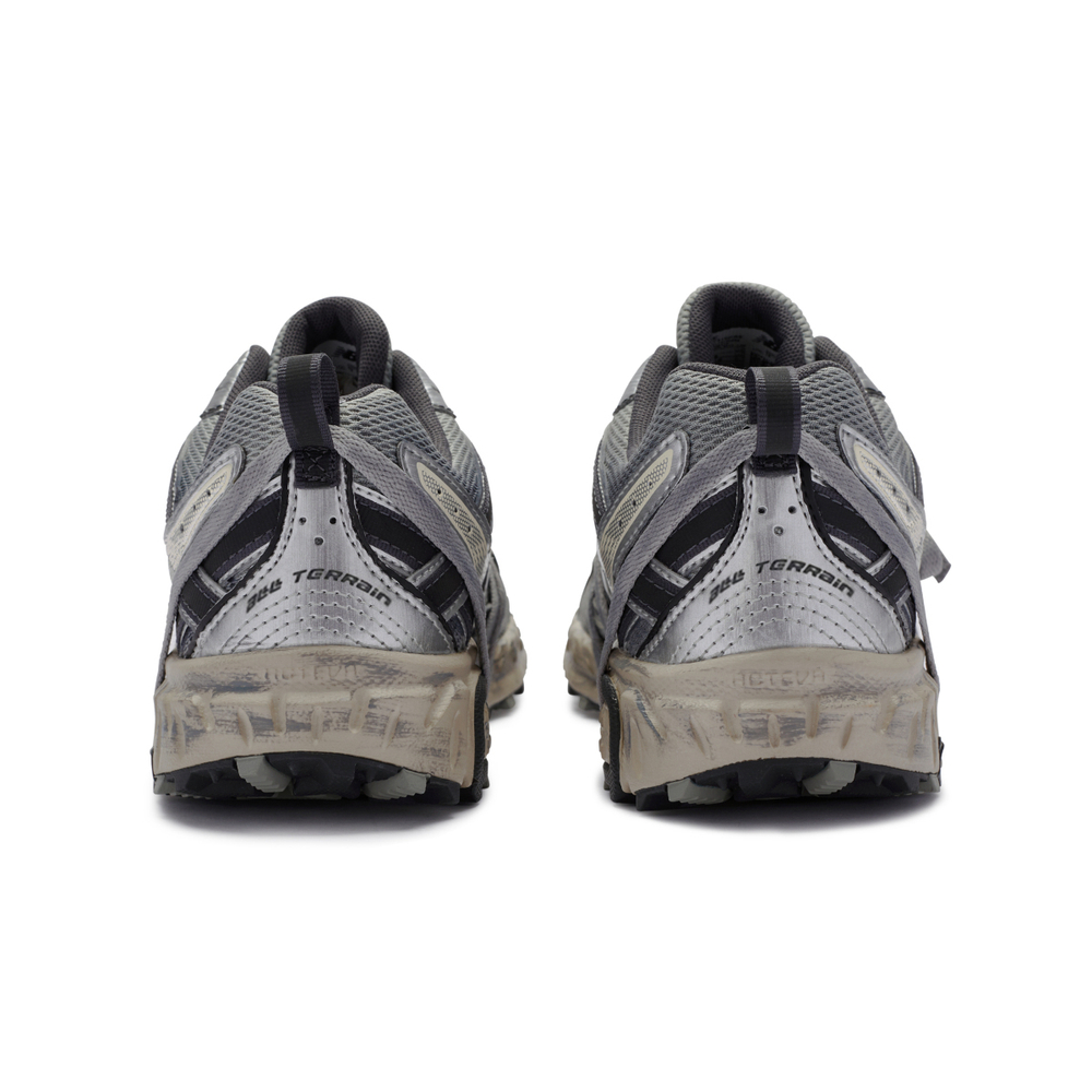【 】 New Balance NB 410 811