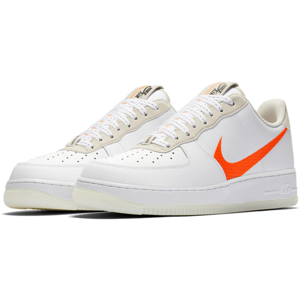 Nike Air Force 1 07 LV8