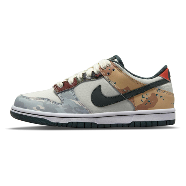 Nike Dunk SE "Sail Multi-Camo"