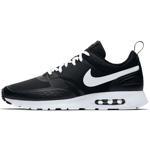 Nike Air Max Vision