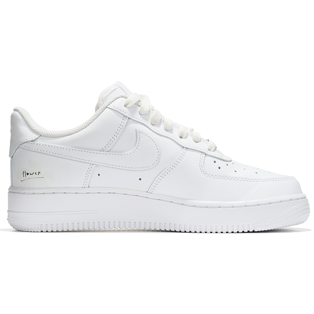 【 】 Nike Air Force 1