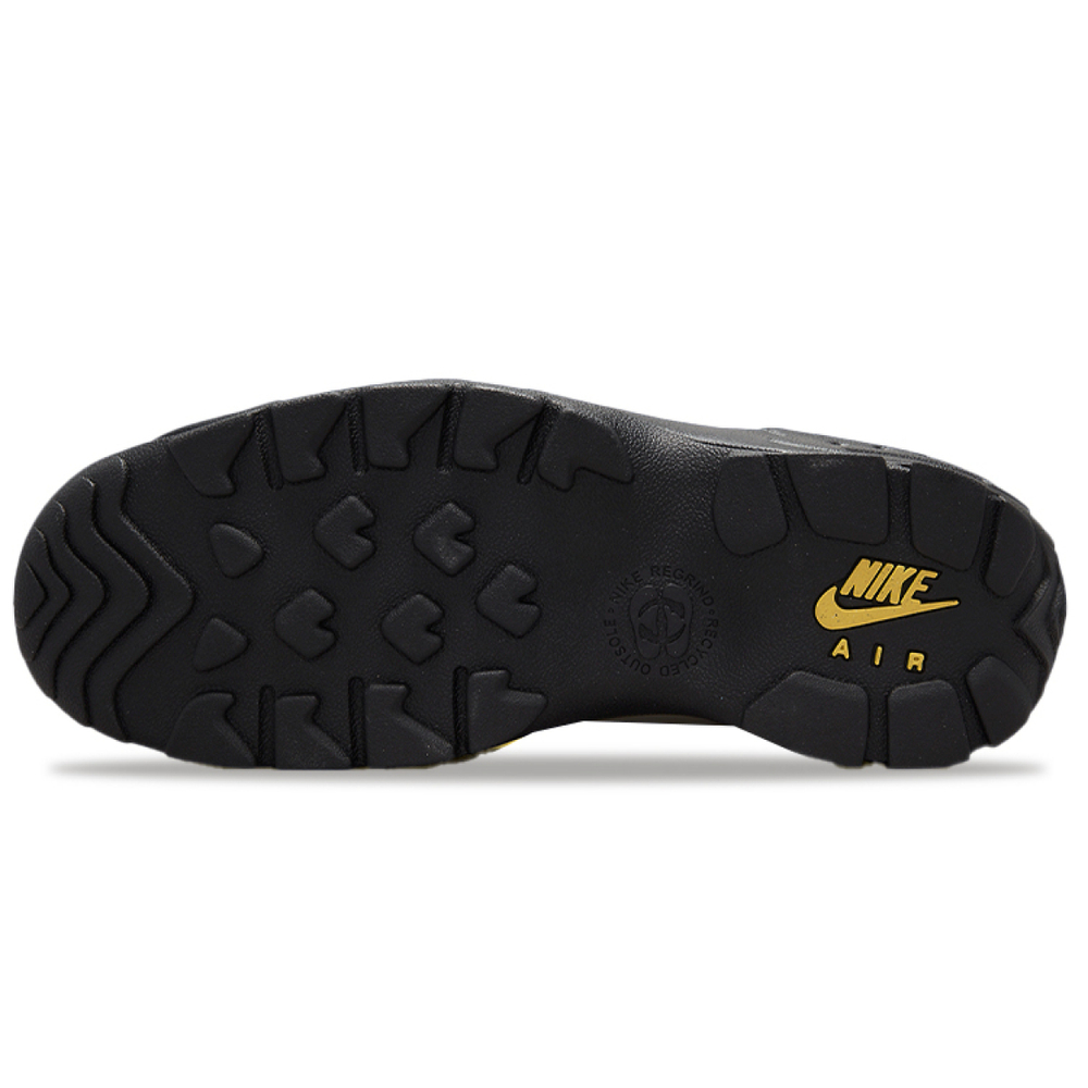 Nike ACG Air Mada