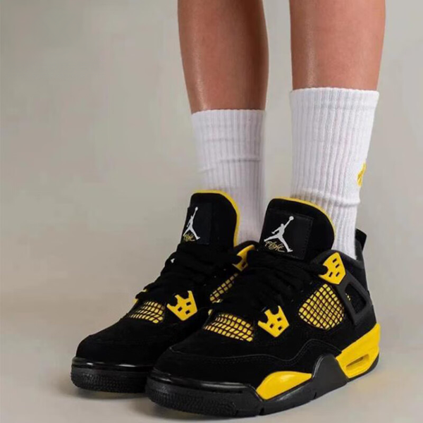 Jordan Air Jordan 4 "Thunder"