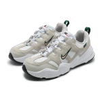 Nike Tech Hera