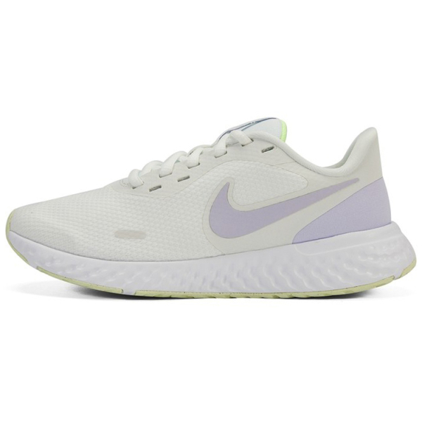 Nike REVOLUTION 5