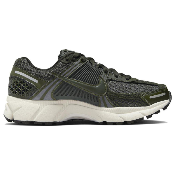 Nike Air Zoom Vomero 5