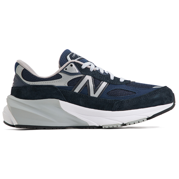 New Balance Made in USA 990 v6