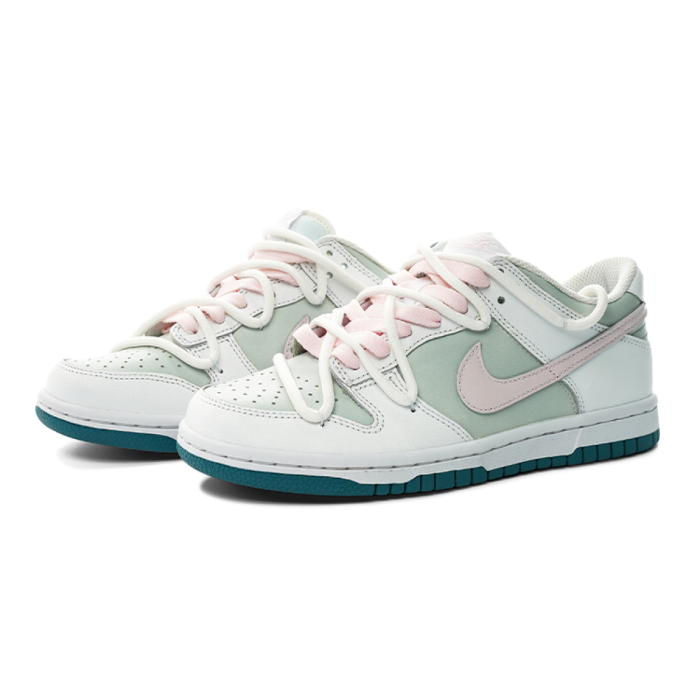 【 】 Nike Dunk Low GS