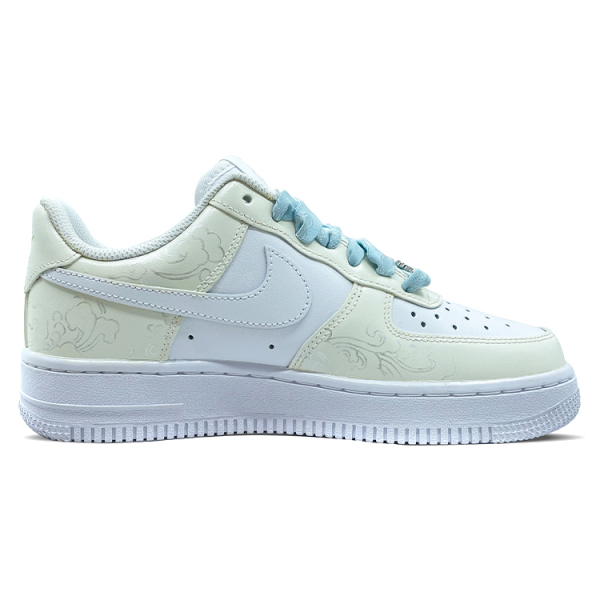 【 】 Nike Air Force 1
